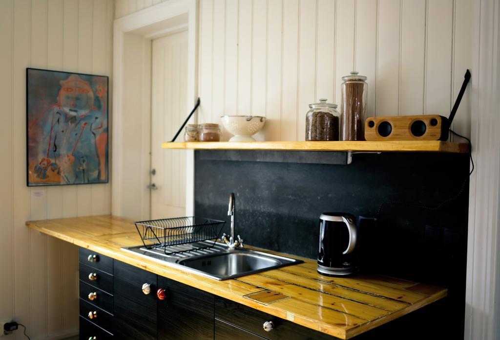 House Of The Snowbird Apartment Reykjavik Exterior photo